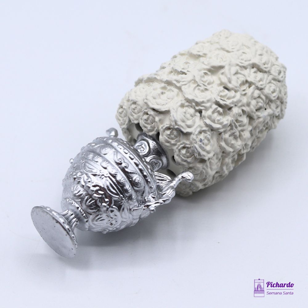 jarra-flores-blancas-pasito-virgen-triana-miniatura-8-cm