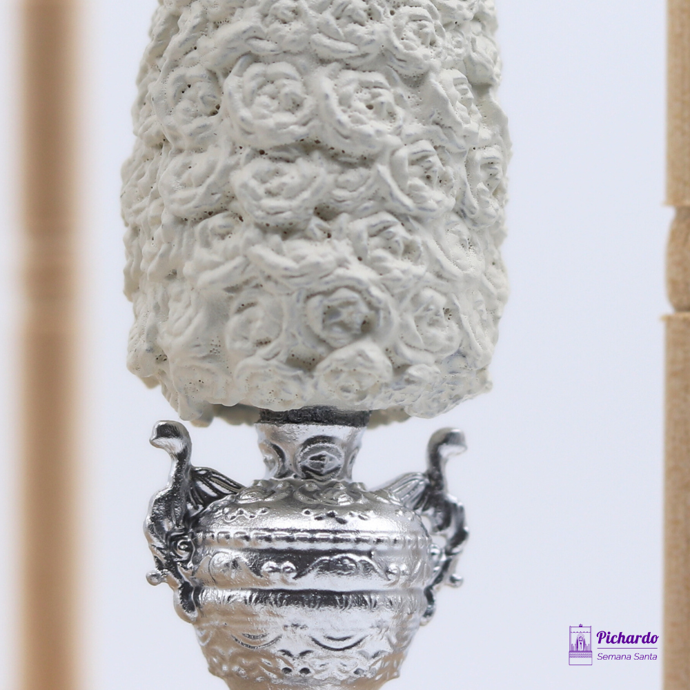 jarra-flores-en-miniatura-blancas-para-paso
