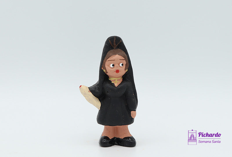 mujer-mantilla-negra-con-cirio-en-miniatura-semana-santa