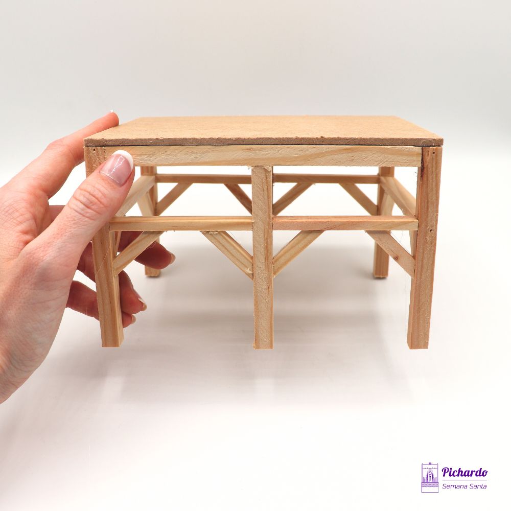 parihuela para trono en miniatura 12 x 16 cm 3